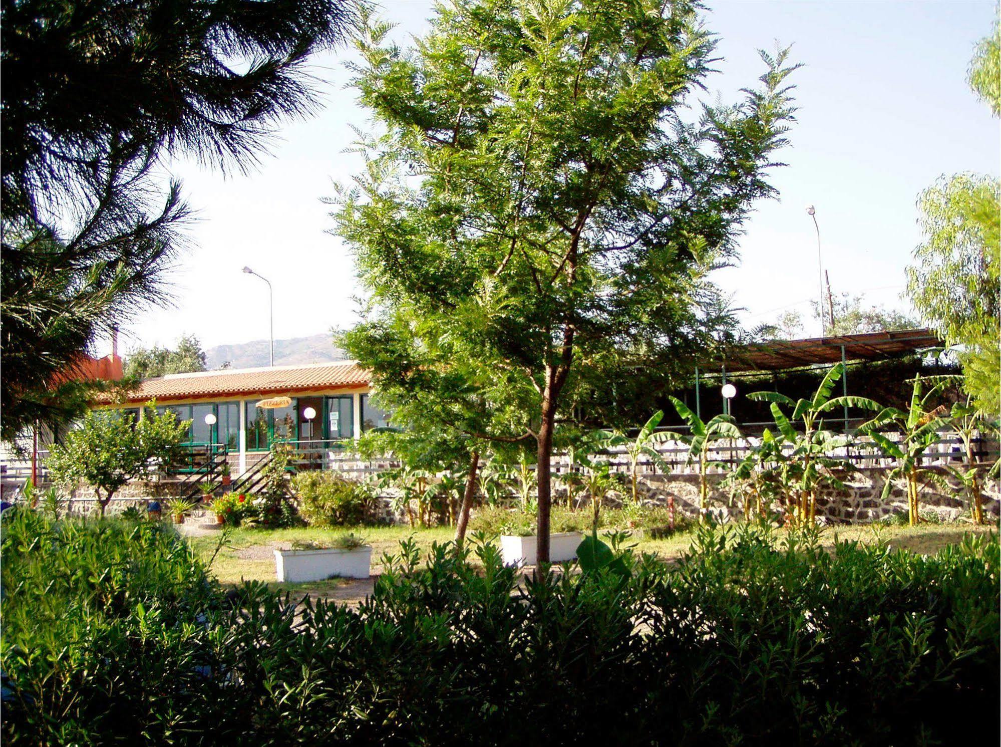 Resort Villaggio Alkantara 3*