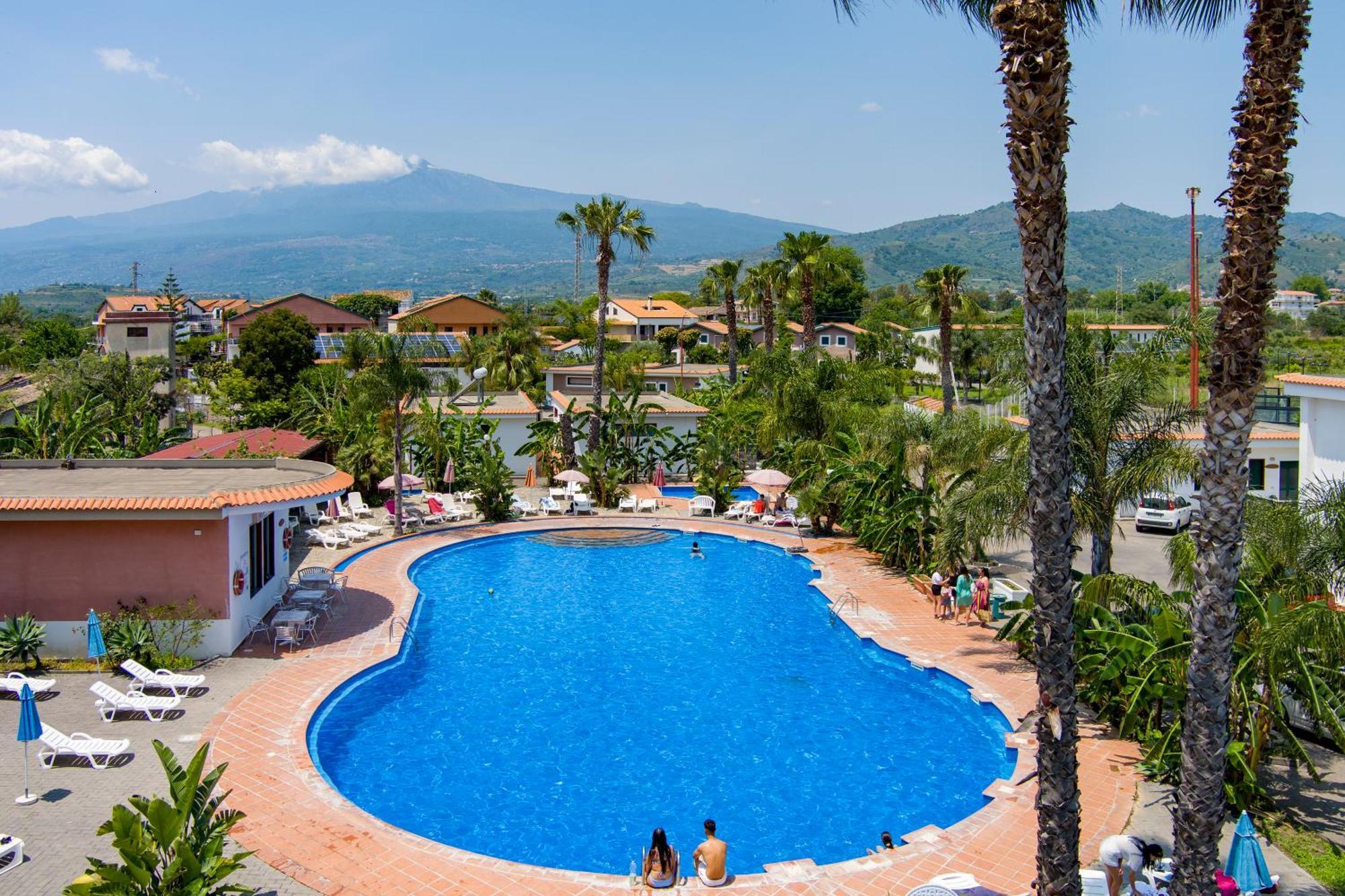 Resort Villaggio Alkantara 3*